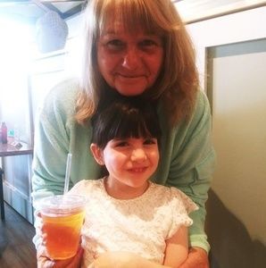 Meet your Posher, Donna